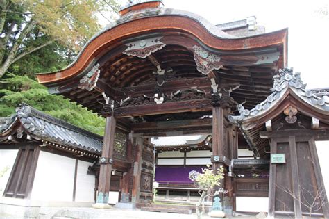 宗祖殿|西教寺の駐車場や本堂、客殿、庭園などの見どころを紹介！